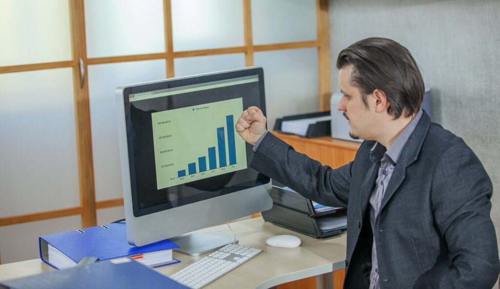 Performance Monitoring And Array Management